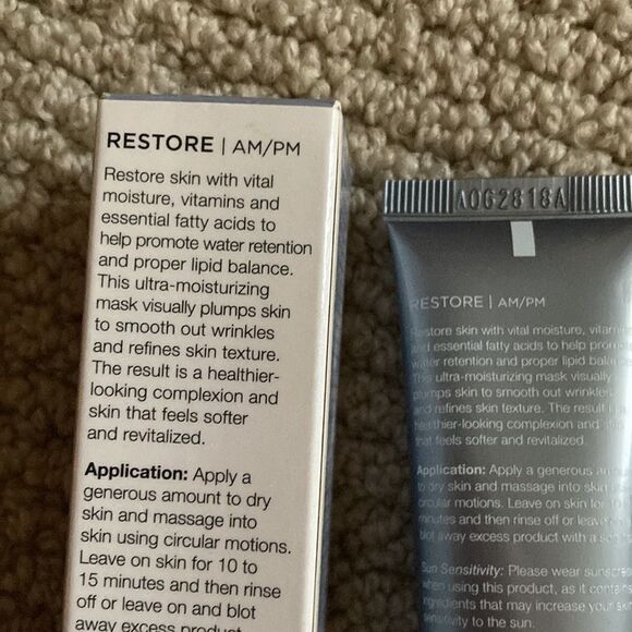 NEW Cosmedix Restore Moisture-Rich Mask 1.3 oz Moisturizing Face Mask NIB - Picture 9 of 12